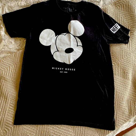 Disney Other - Disney Mickey Mouse Neff T-shirt